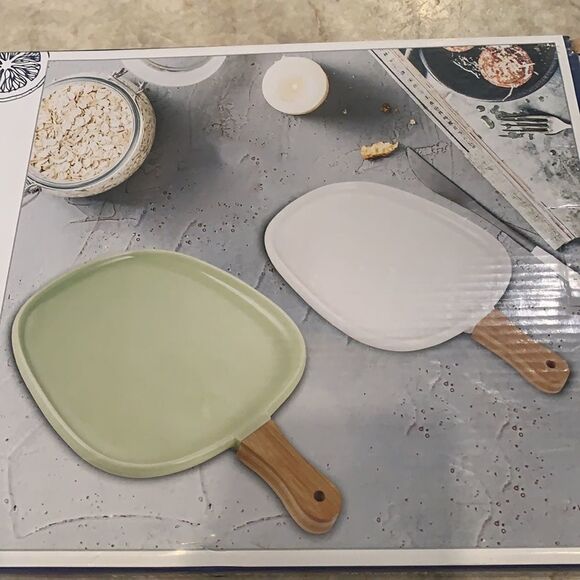 Ceramic Wood Handled Dish - Picture 2 of 5